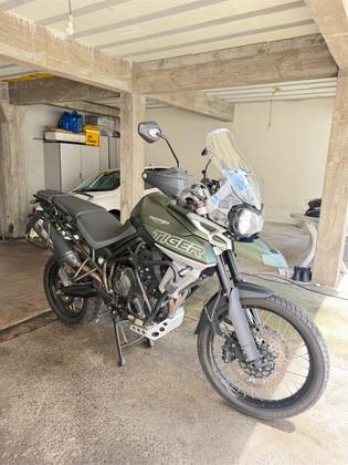 TRIUMPH TIGER 800 XCX TRIUMPH TIGER 800 XCX